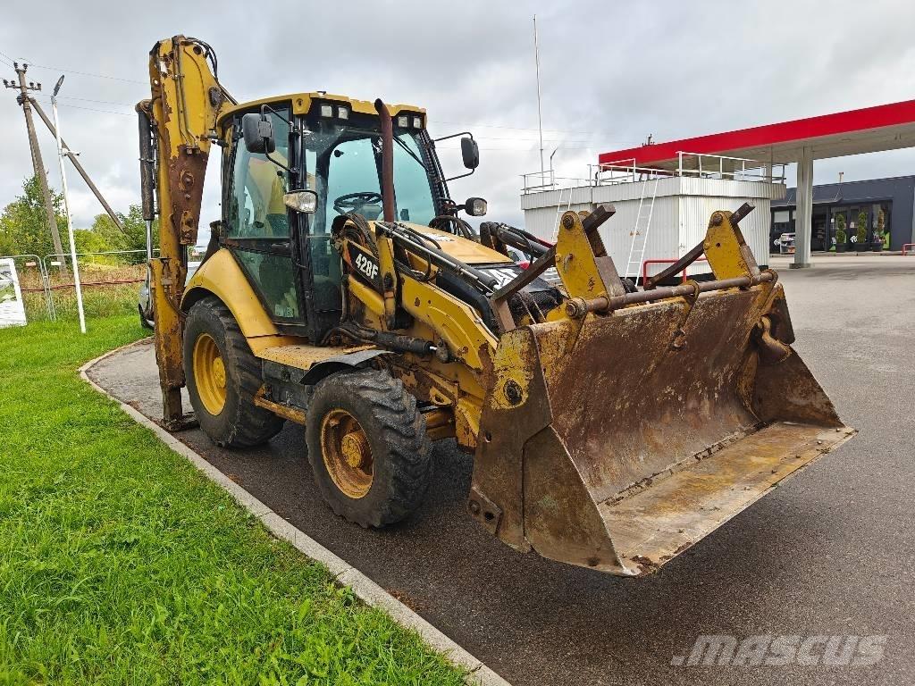 CAT 428 F Ekskavatori-iekrāvēji