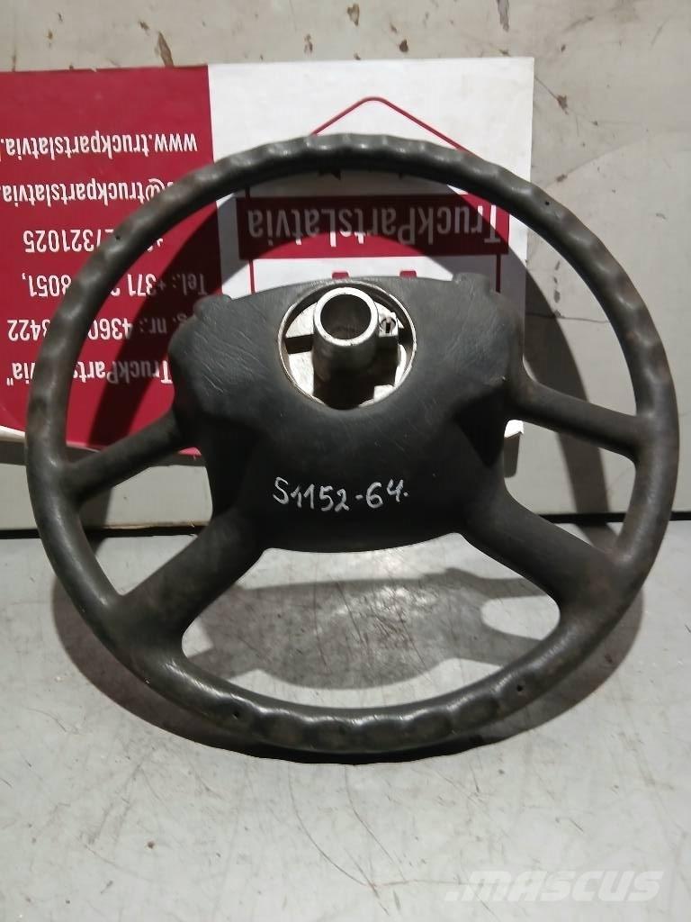Scania R 440    1327026 Kabīnes un interjers