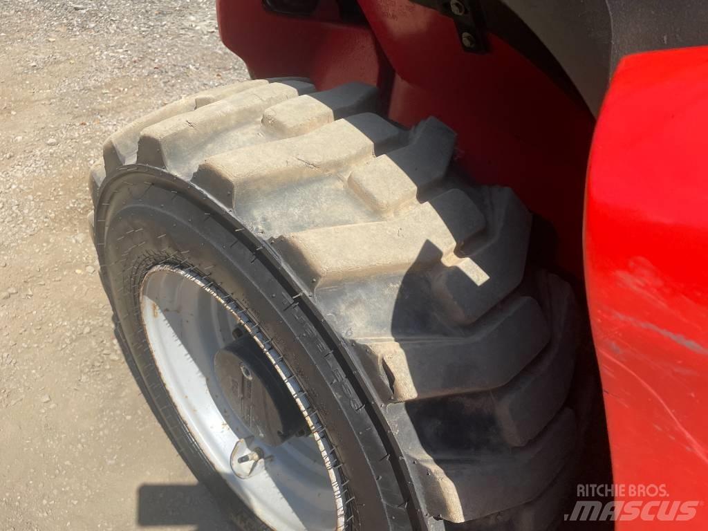 Manitou MT 420 H Teleskopiskie manipulatori