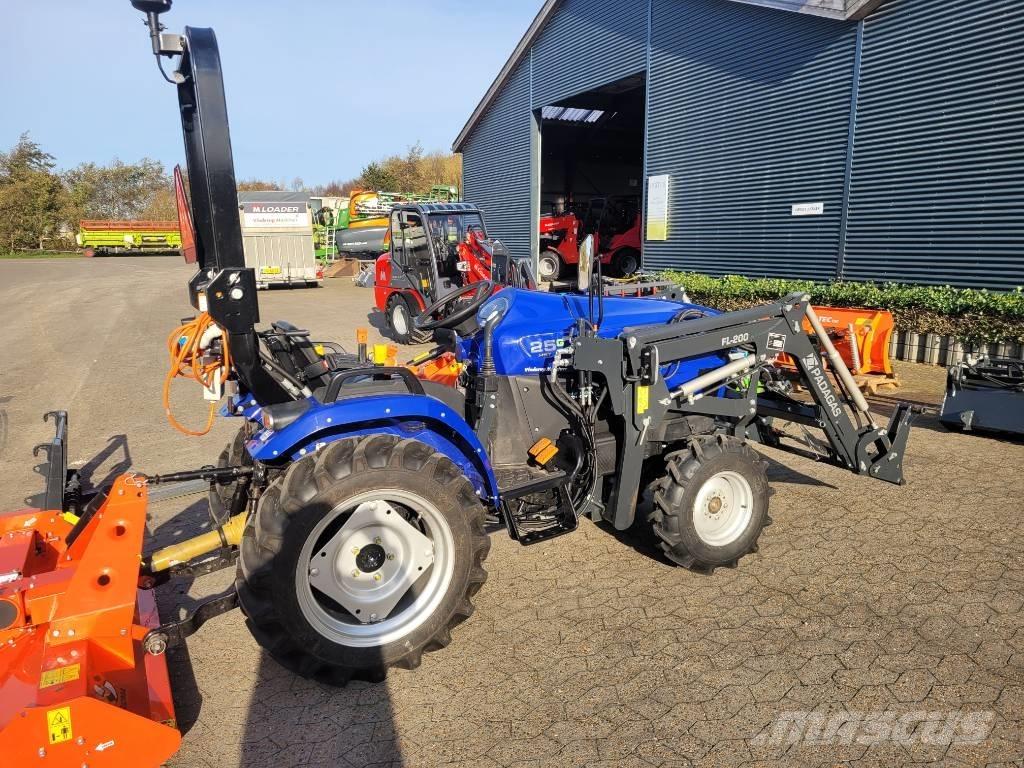 Farmtrac 25 G HST Kompaktie traktori