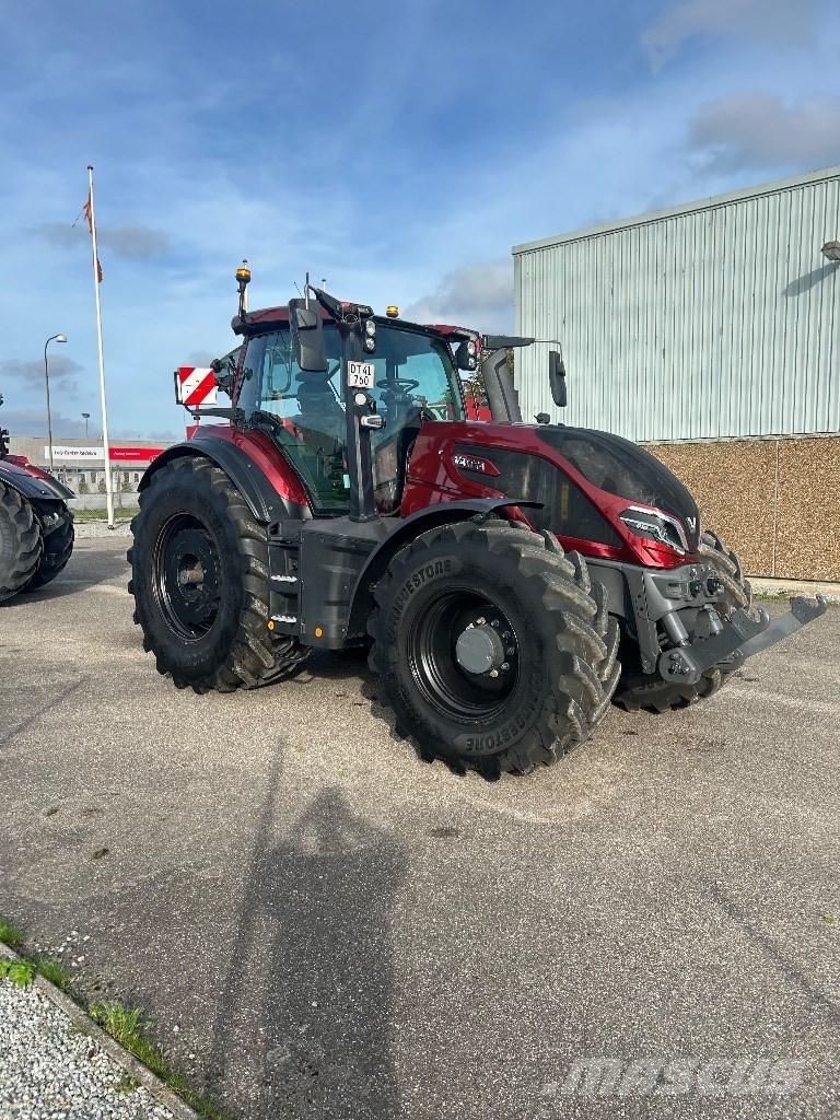 Valtra Q 305 Traktori