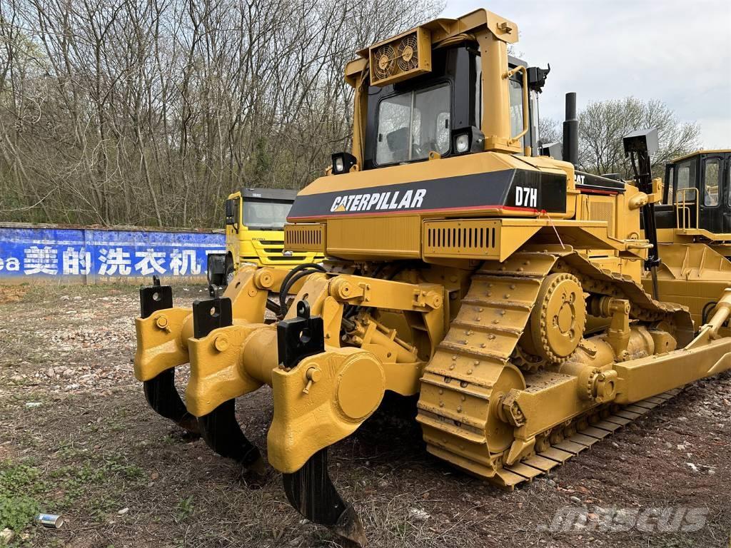 CAT D 7 H Kāpurķēžu buldozeri