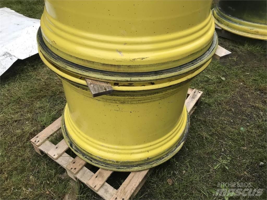 John Deere 23x34 Riepas, riteņi un diski