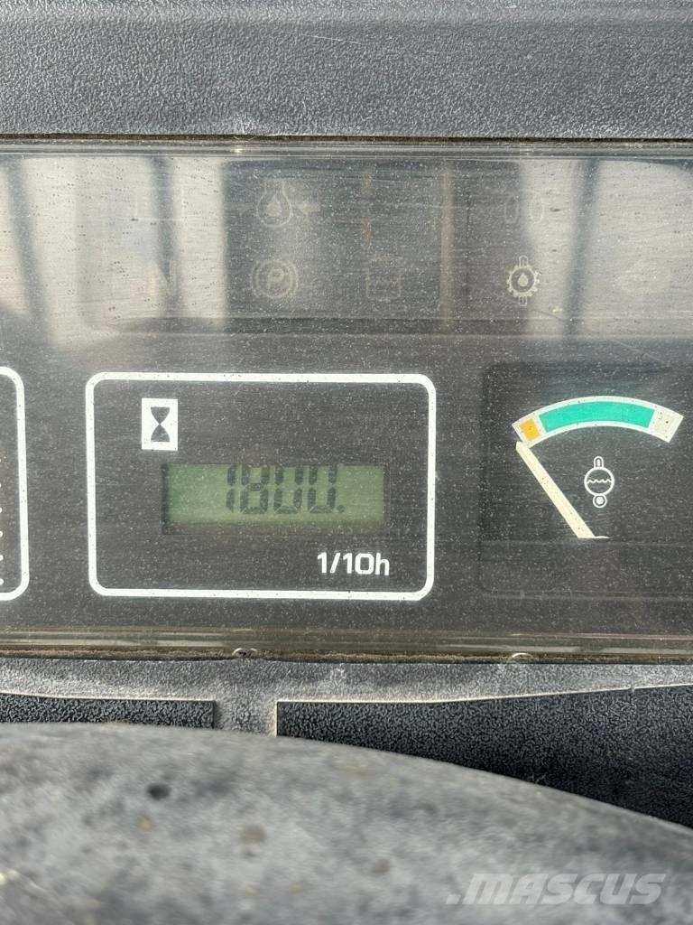 Samuk RY1000 Tehnika ar dīzeļa dzinēju