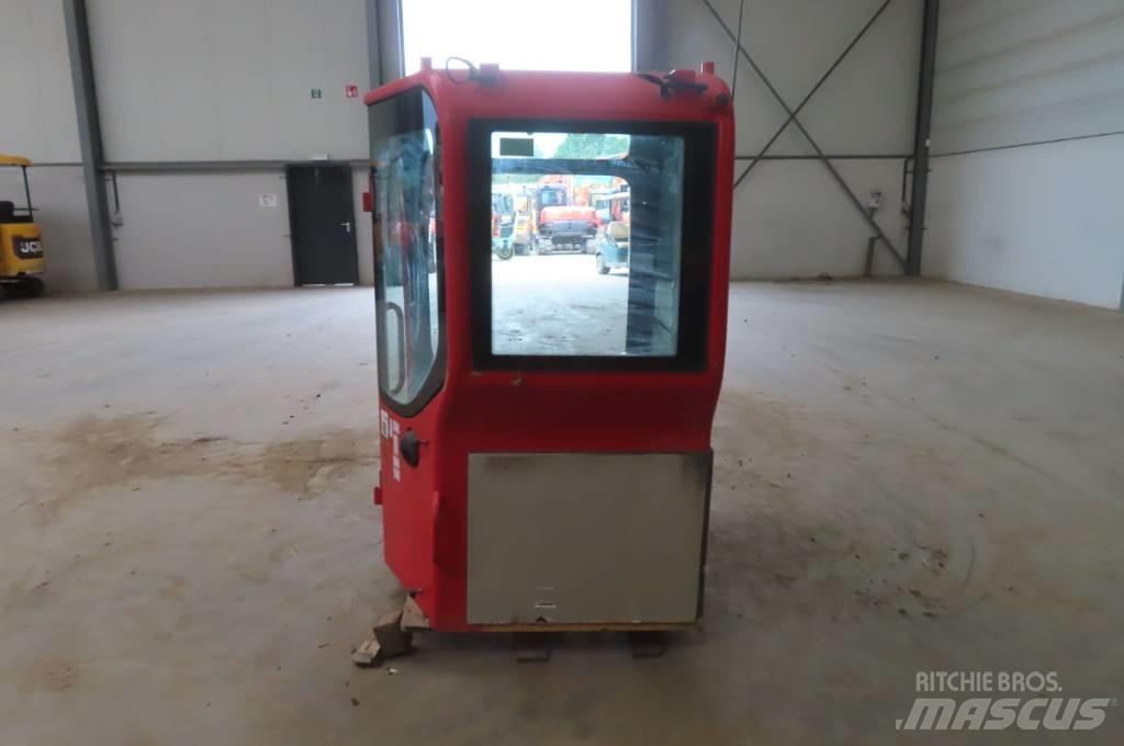 Volvo ECR 88 D Kabīnes un interjers