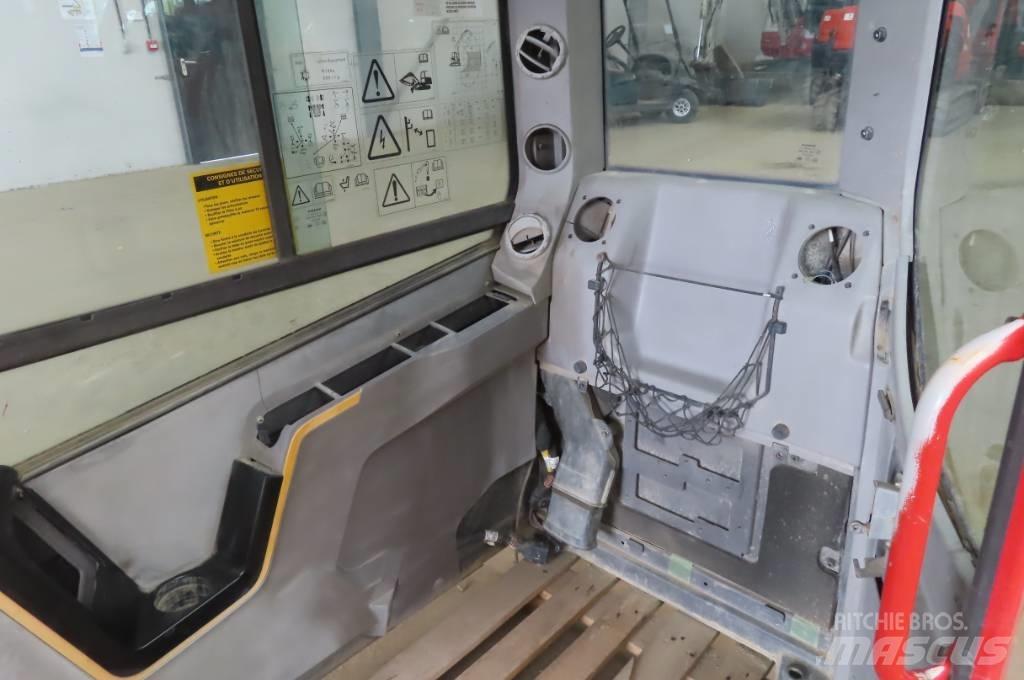 Volvo ECR 88 D Kabīnes un interjers