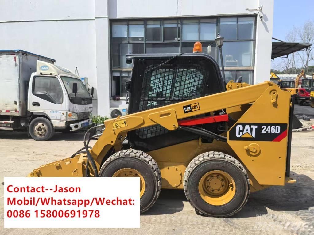 CAT 246 D Lietoti riteņu kompaktiekrāvēji