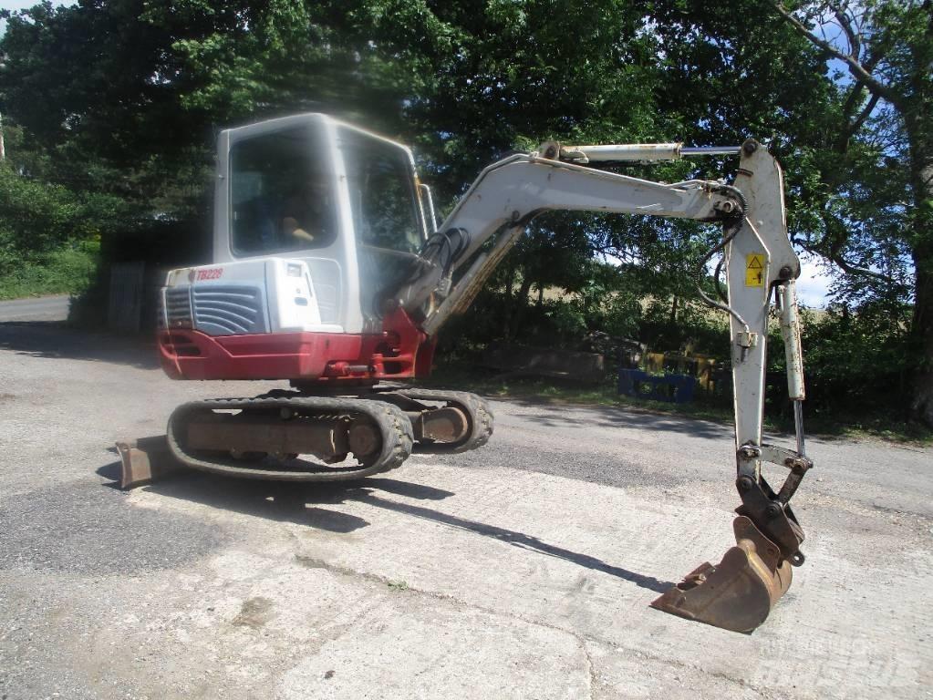 Takeuchi TB 228 Mini ekskavatori < 7 t