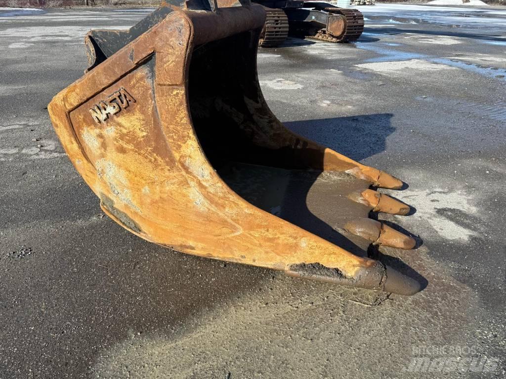 Hitachi ZX 225 US Kāpurķēžu ekskavatori