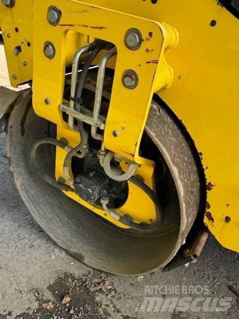 Bomag BW 120 AD-5 Divvalču grunts veltņi