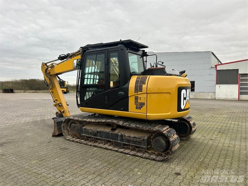 CAT 311 F L RR Ekskavatori uz riteņiem