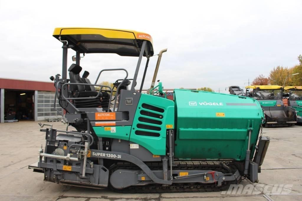 Vögele SUPER 1300-3I Asfalta klājēji