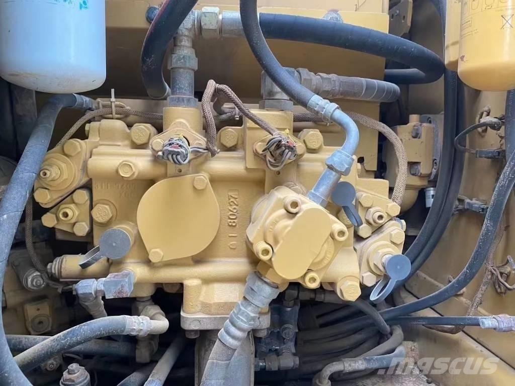 CAT 312D Vidēja lieluma ekskavatori 7 t - 12 t