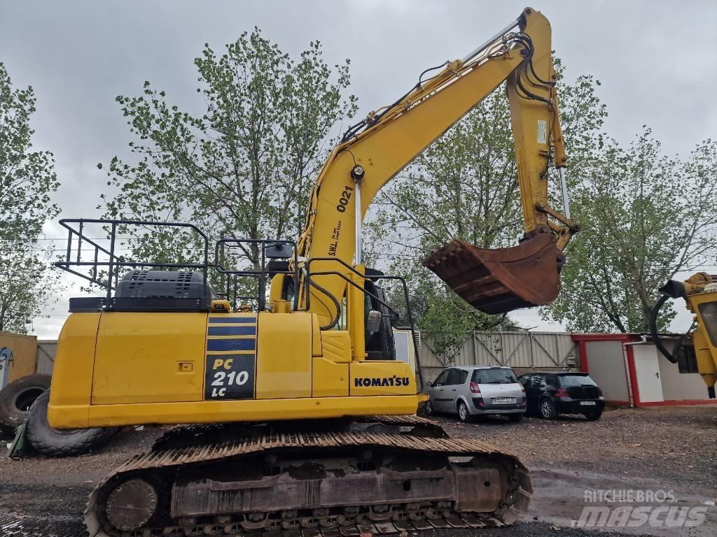 Komatsu PC210LC-11 Kāpurķēžu ekskavatori