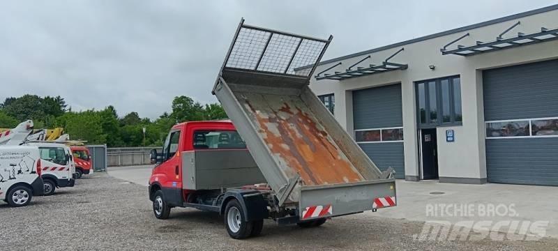 Iveco 35C13 - Tipper Pašizgāzējs