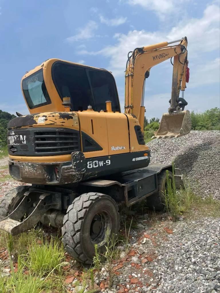 Hyundai 60 W VS Kāpurķēžu ekskavatori