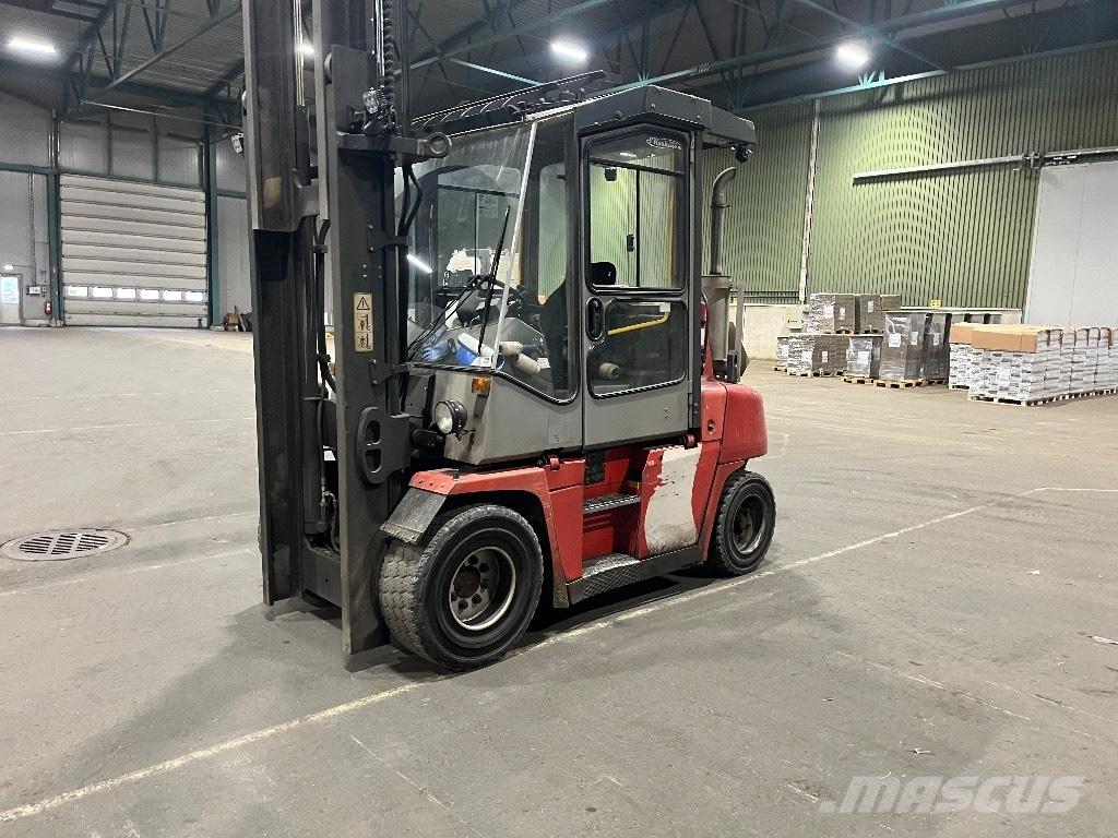 Kalmar DCE 55-6 HM Tehnika ar dīzeļa dzinēju