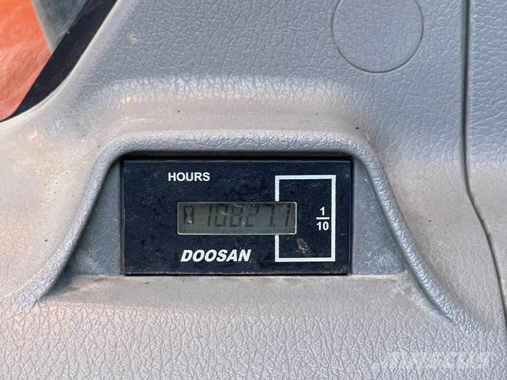 Doosan DX170W-5 Ekskavatori uz riteņiem
