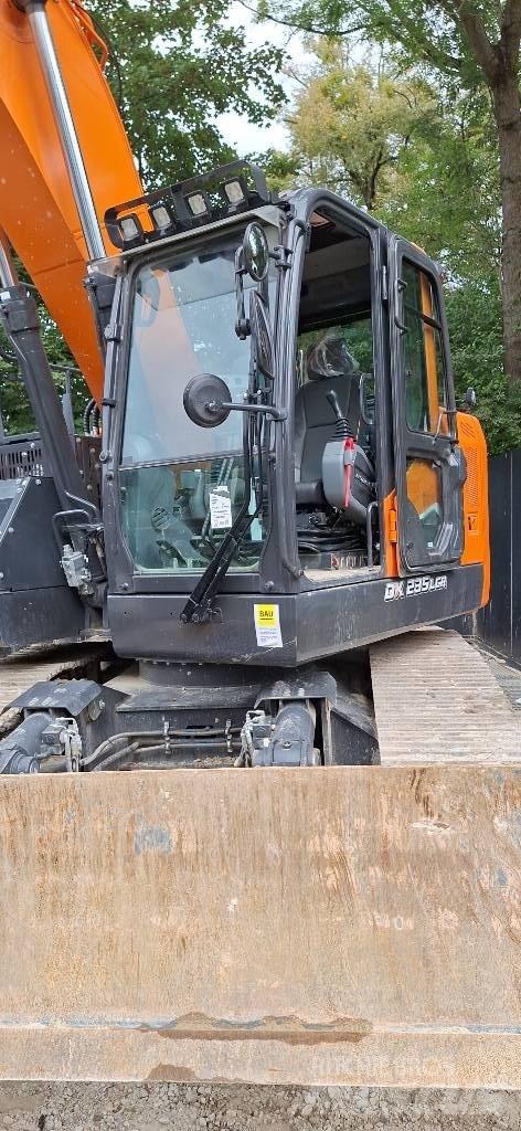 Doosan DX 235 LCR-7 Kāpurķēžu ekskavatori