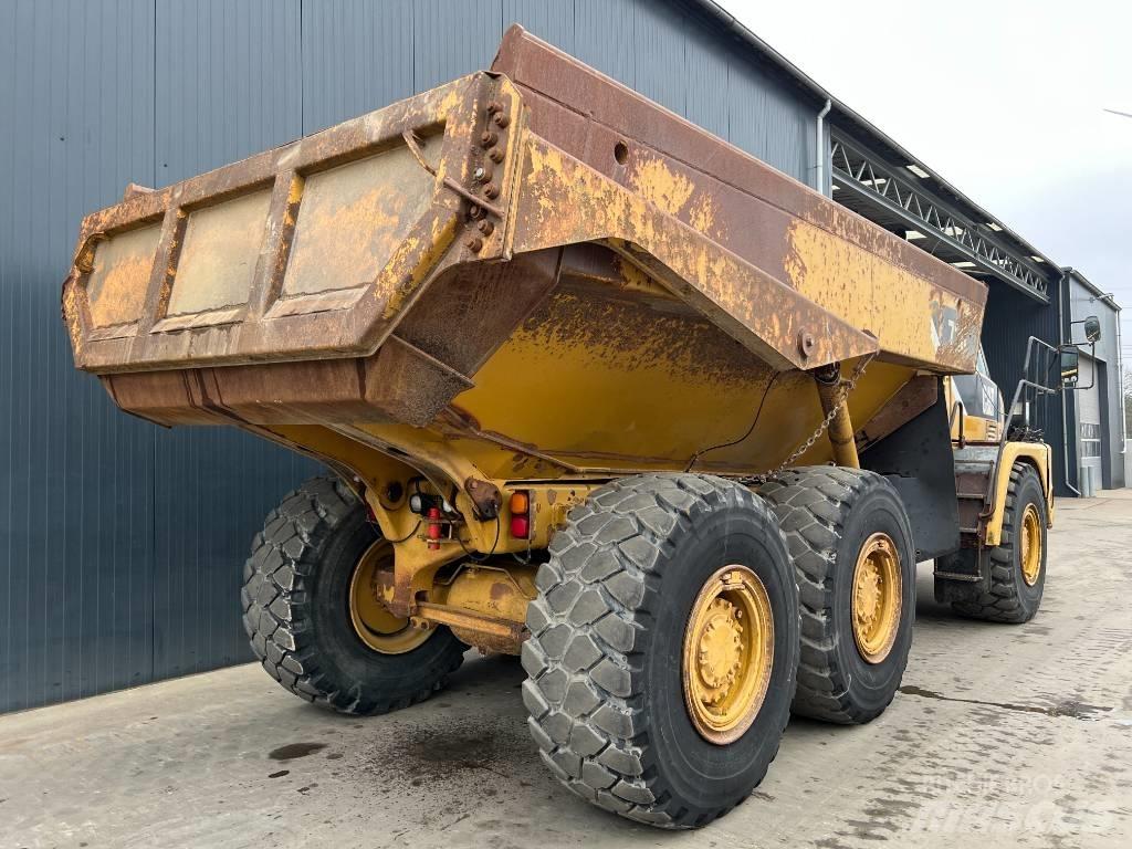 CAT 730 Artikulētie pašizgāzēji