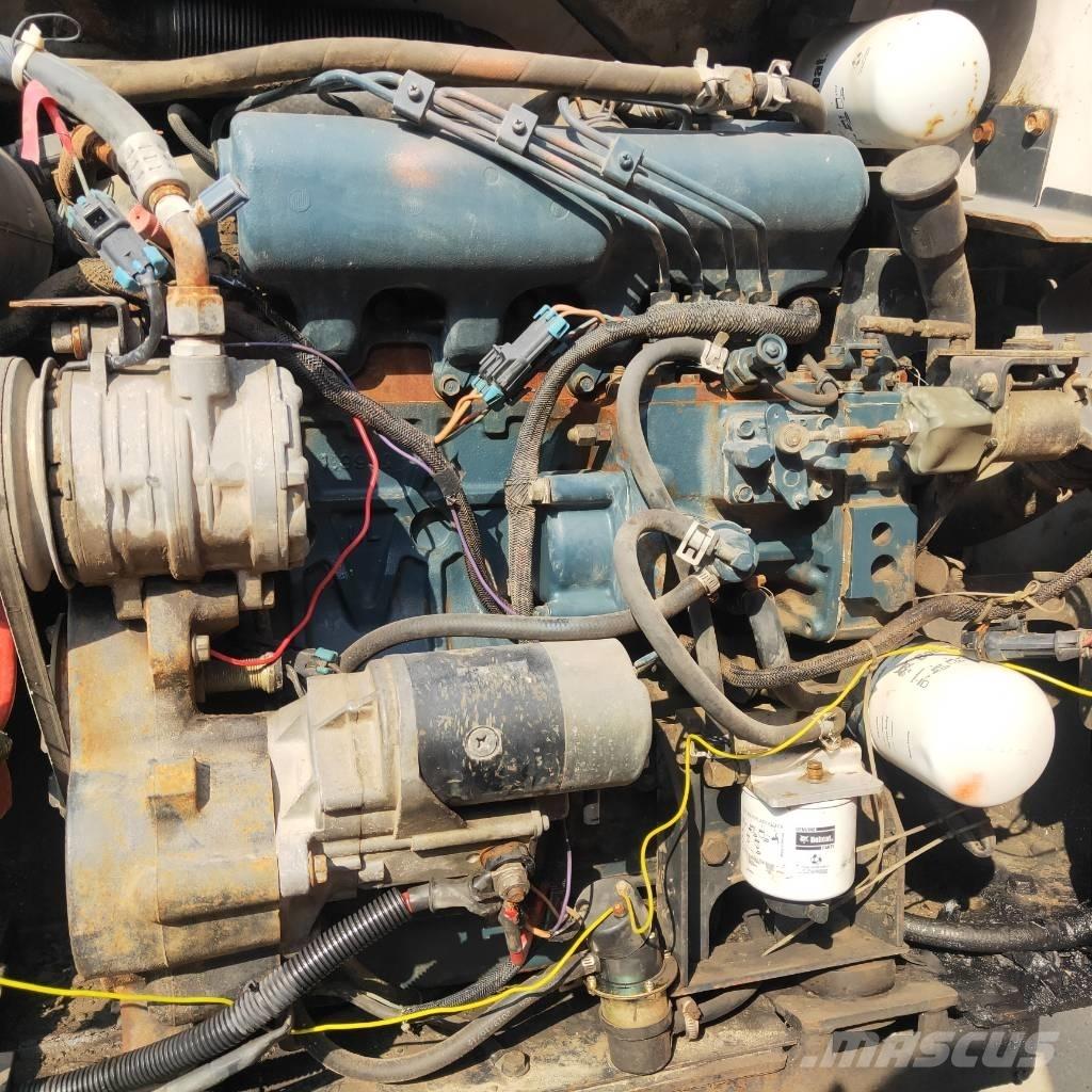Bobcat S185 Lietoti riteņu kompaktiekrāvēji