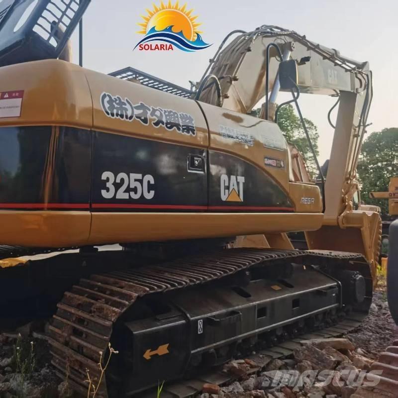 CAT 325 C Kāpurķēžu ekskavatori