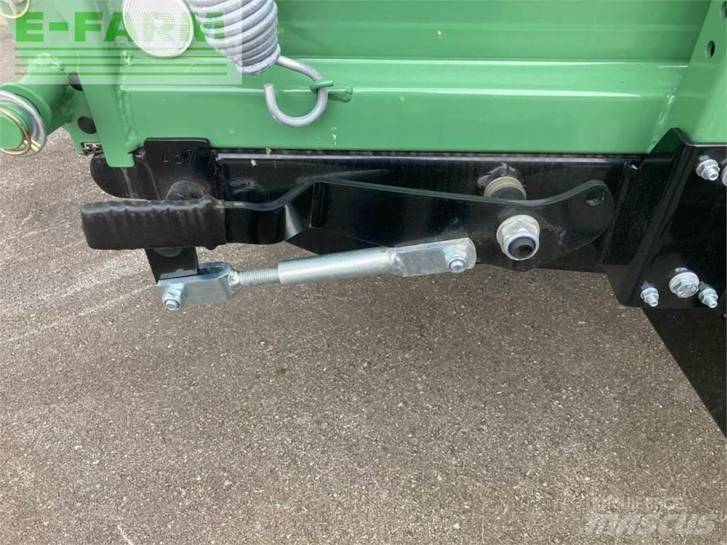 Brantner E8041 Standarta piekabes