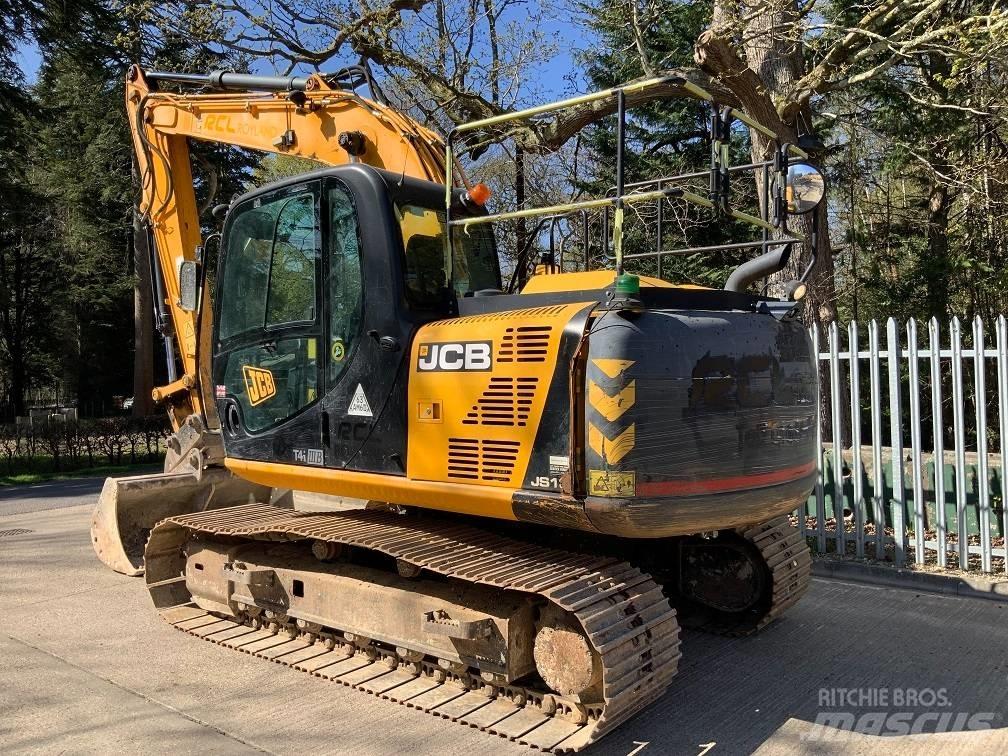JCB JS 130 LC Kāpurķēžu ekskavatori