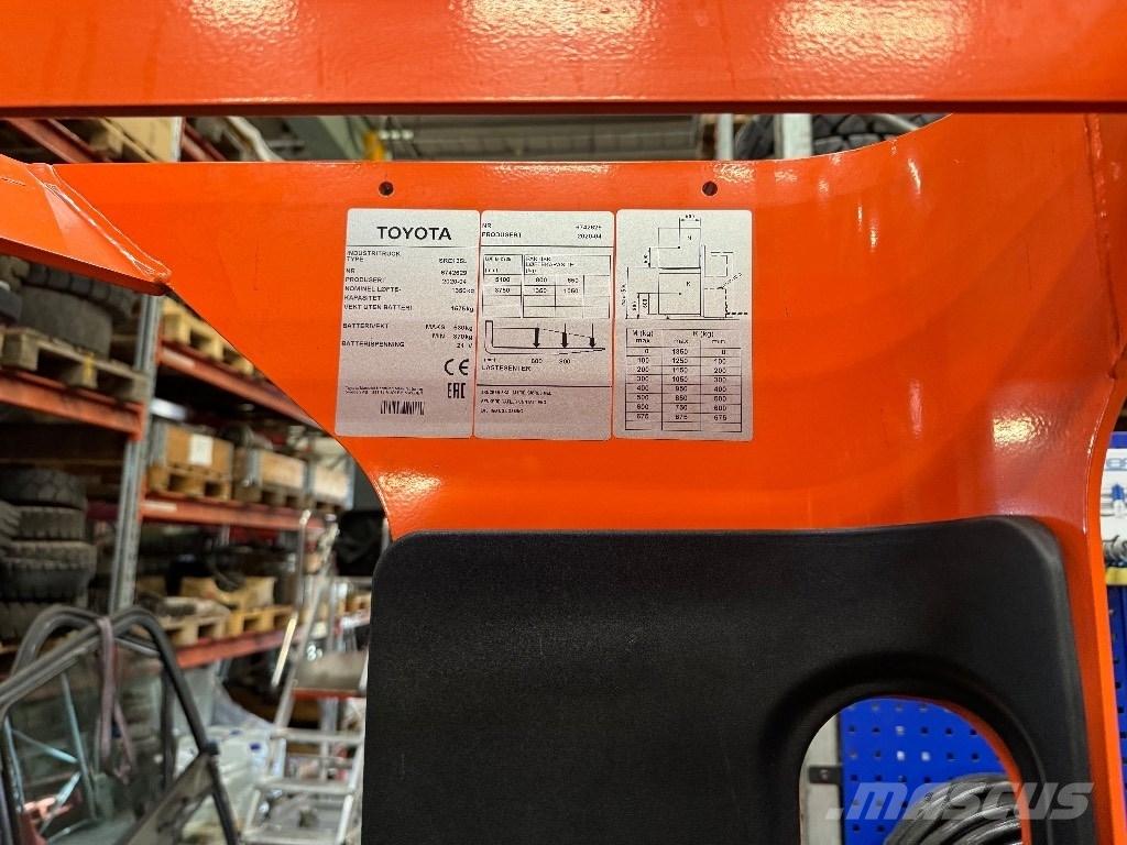 Toyota SRE135L Pašgājēji krautnētāji