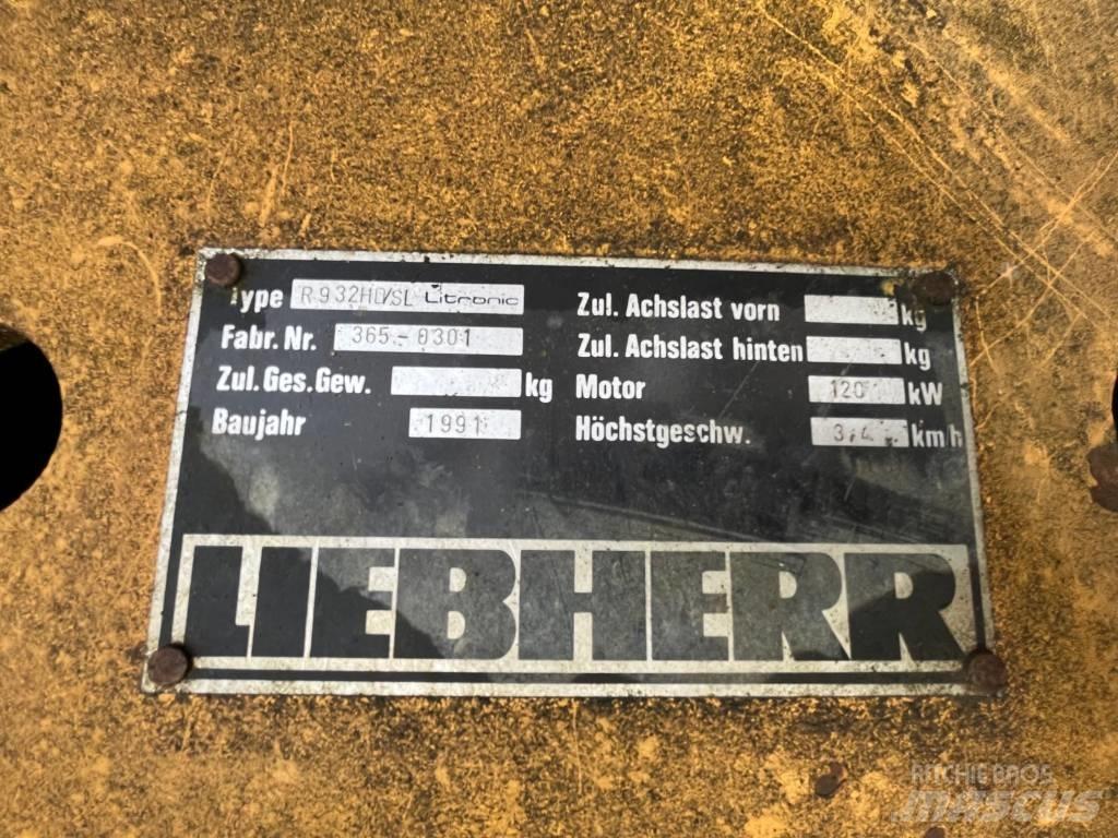 Liebherr 932 Kāpurķēžu ekskavatori