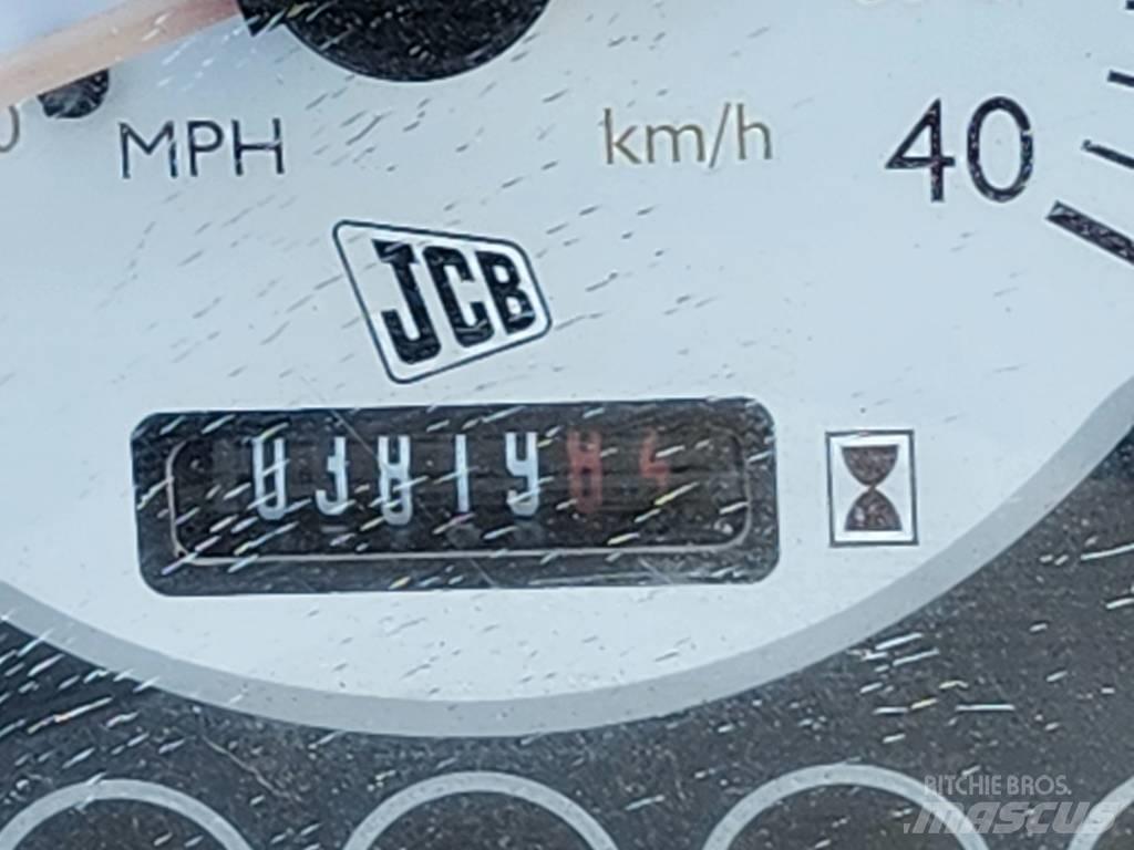 JCB 406 B Iekrāvēji uz riteņiem