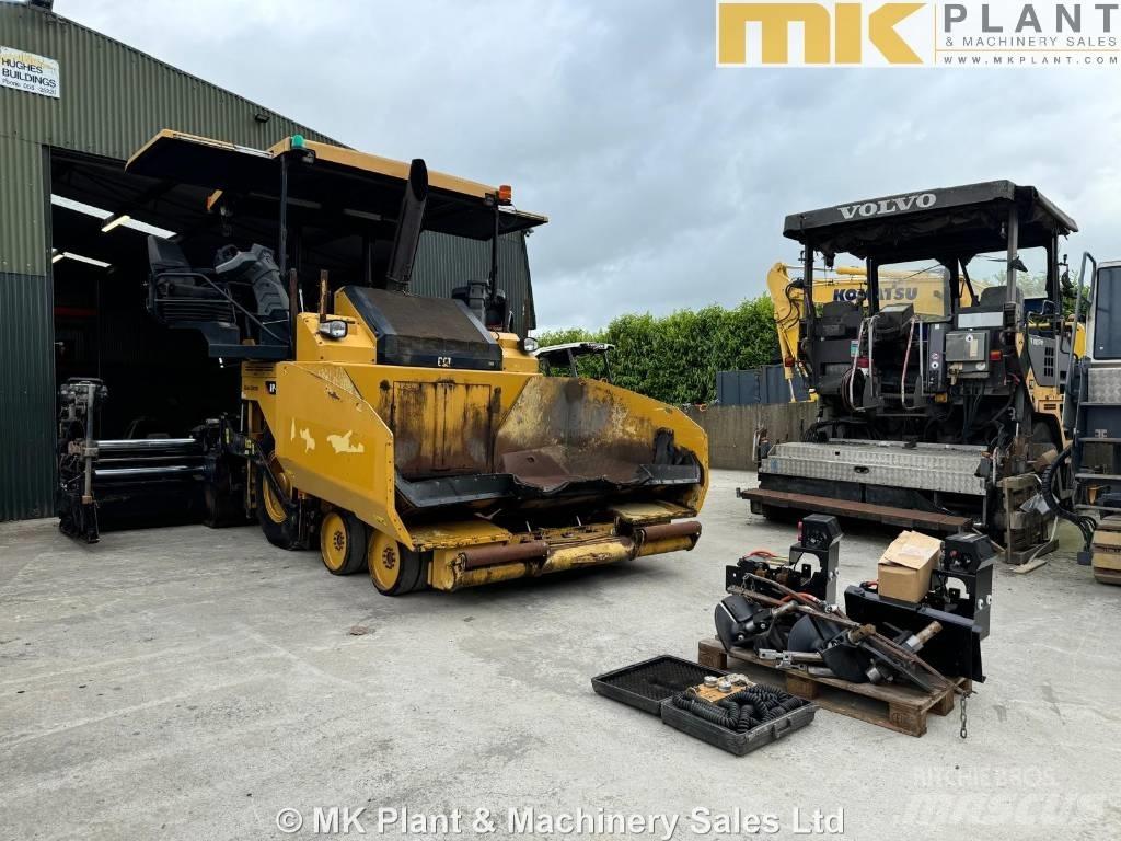 CAT AP 500 F Asfalta klājēji