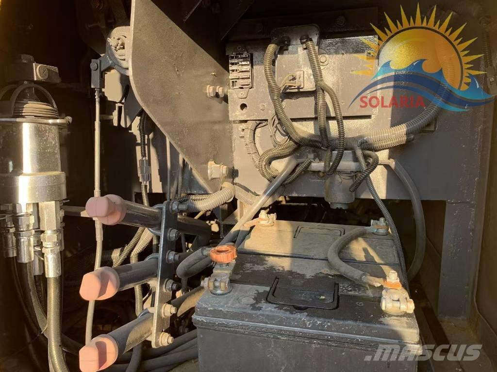 CAT D 5 K Kāpurķēžu buldozeri