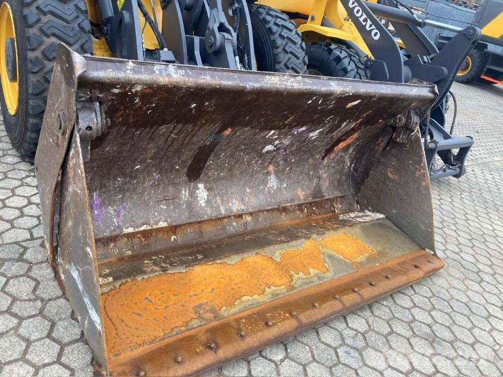 Volvo L 45 H Iekrāvēji uz riteņiem