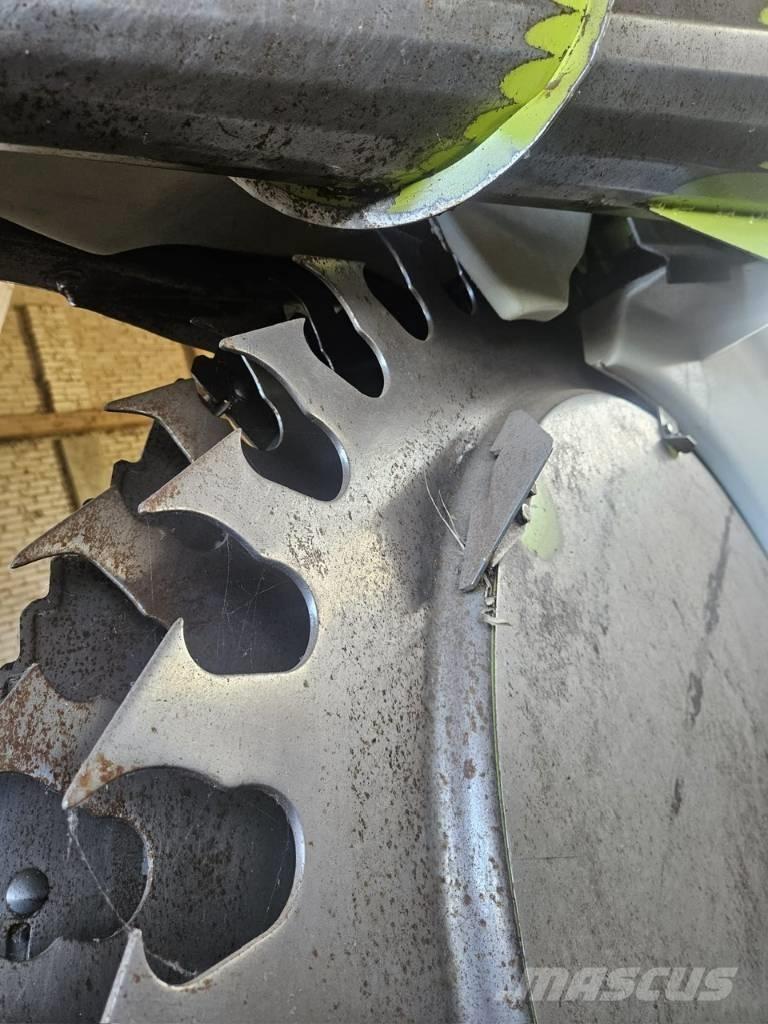 CLAAS RU 600 Xtra Ražas novākšanas galvas