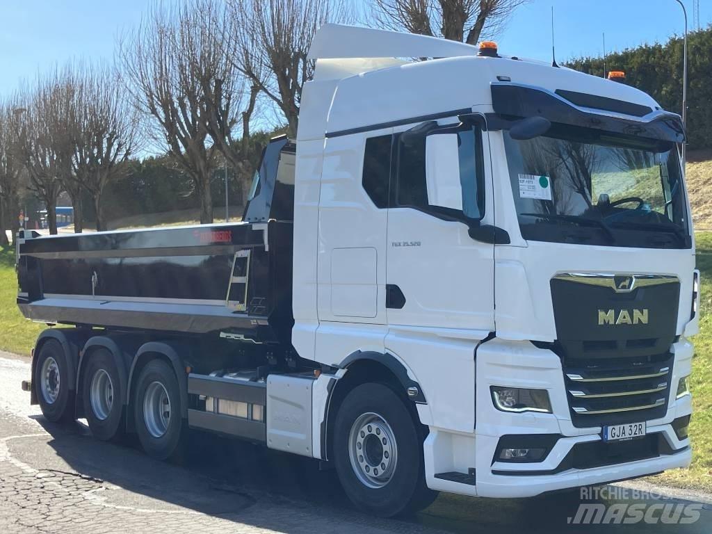 MAN TGX 35.520 Pašizgāzējs