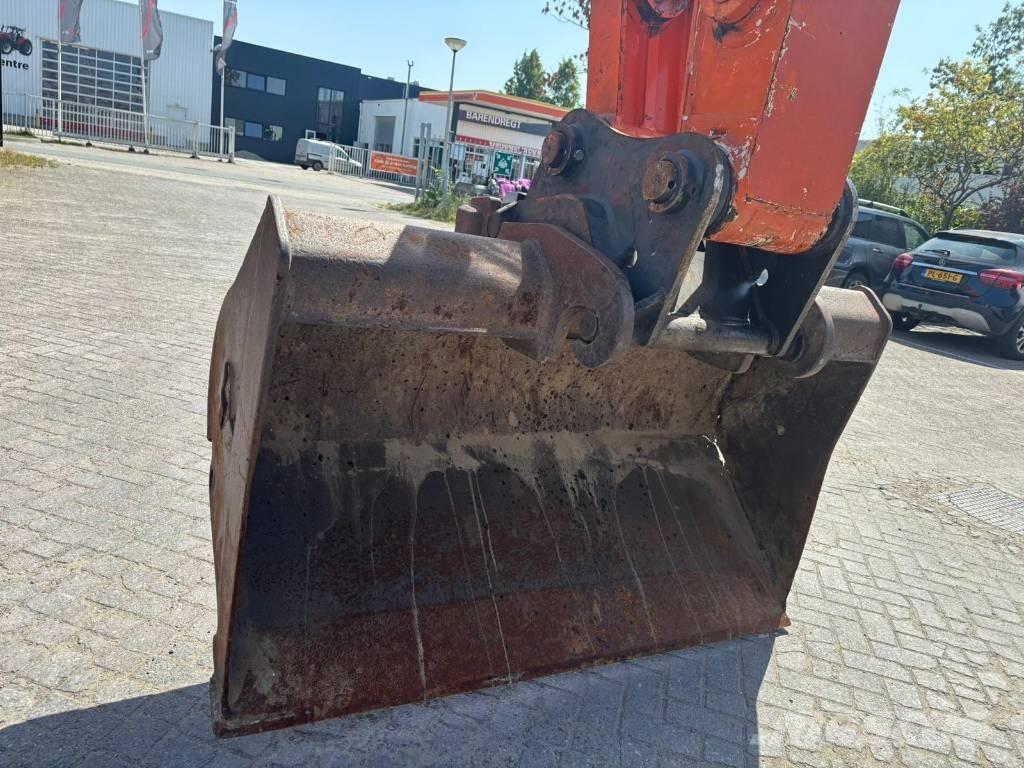 Hitachi ZX 170 W-3 Ekskavatori uz riteņiem