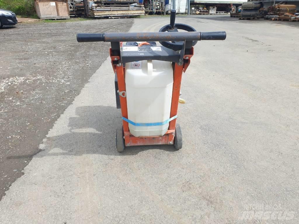 Husqvarna FS 400 LV Būvniecība- Citi