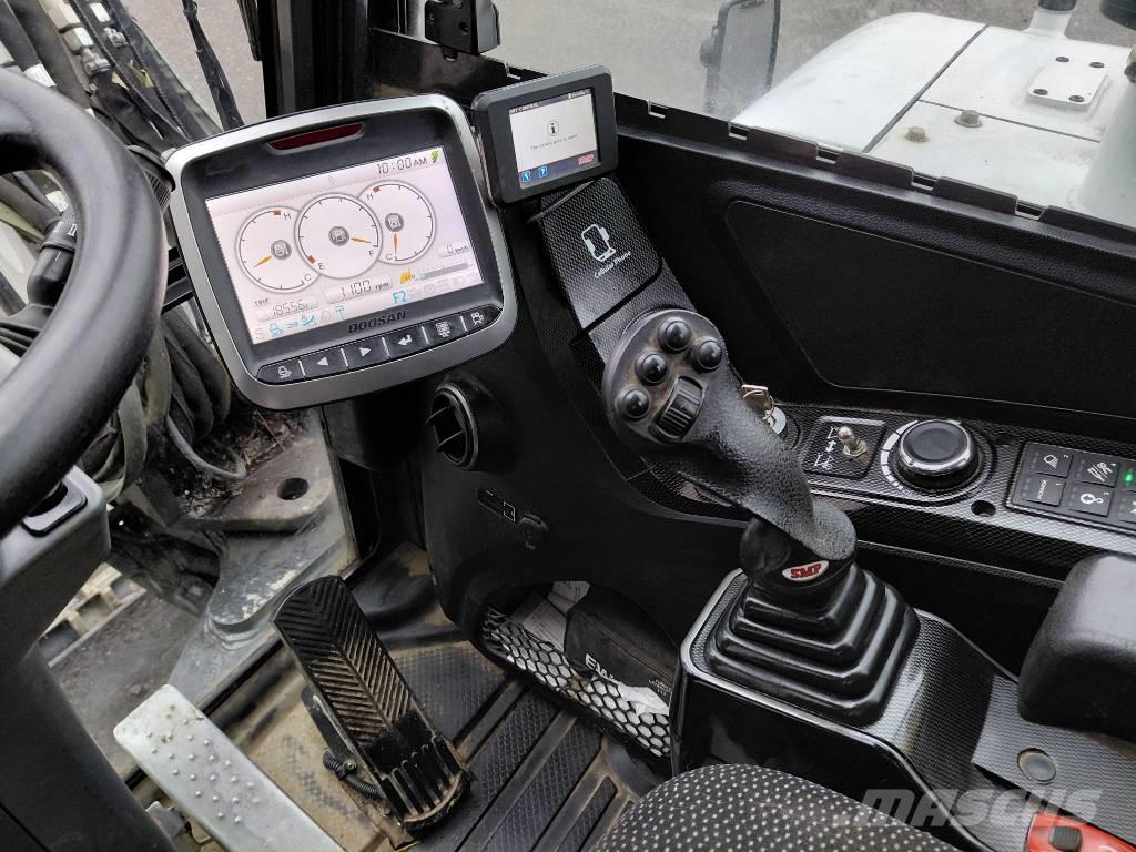 Bobcat E 57 W Ekskavatori uz riteņiem