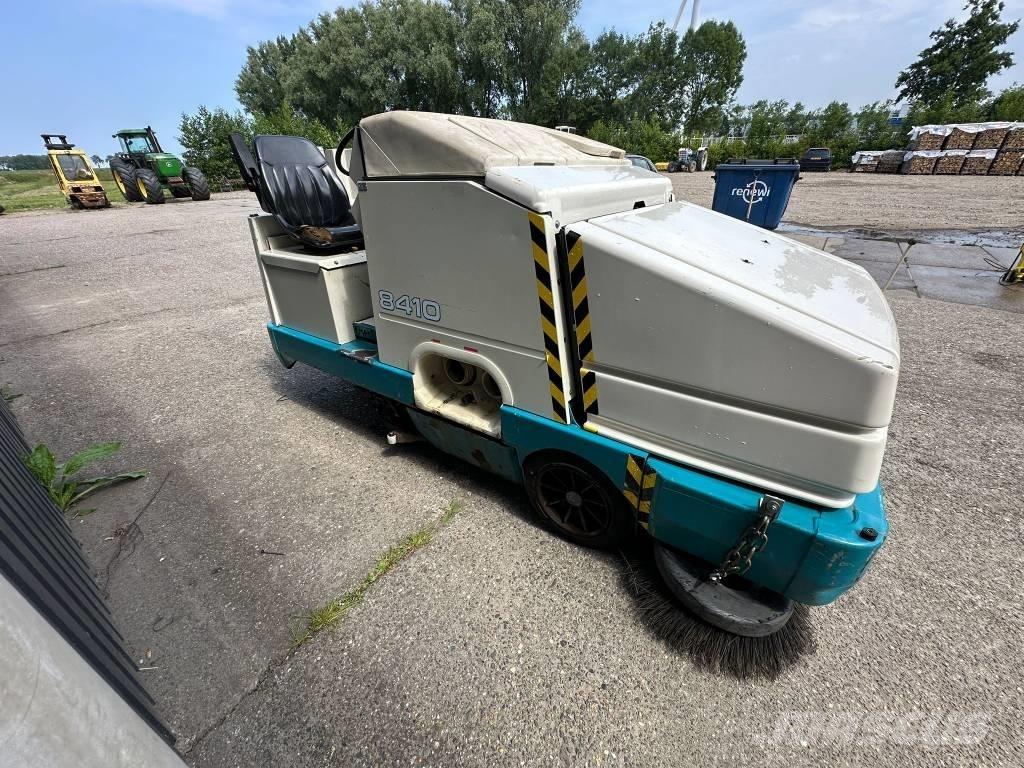 Tennant 8410 Ielu tīrīšanas mašīnas
