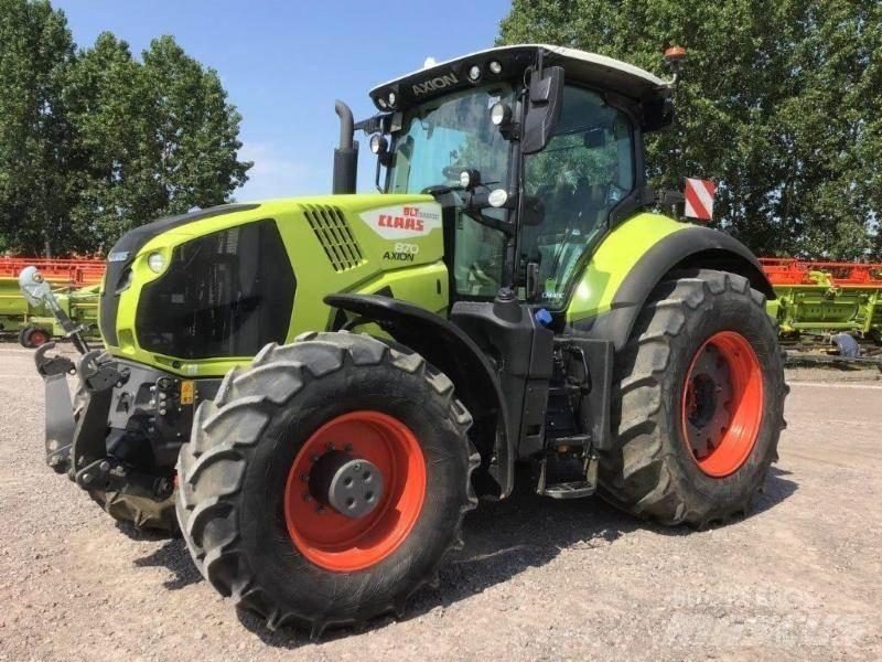 CLAAS AXION 870 Traktori