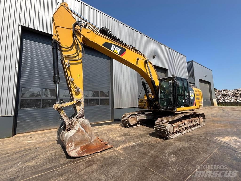 CAT 330FL Īpašie ekskavatori