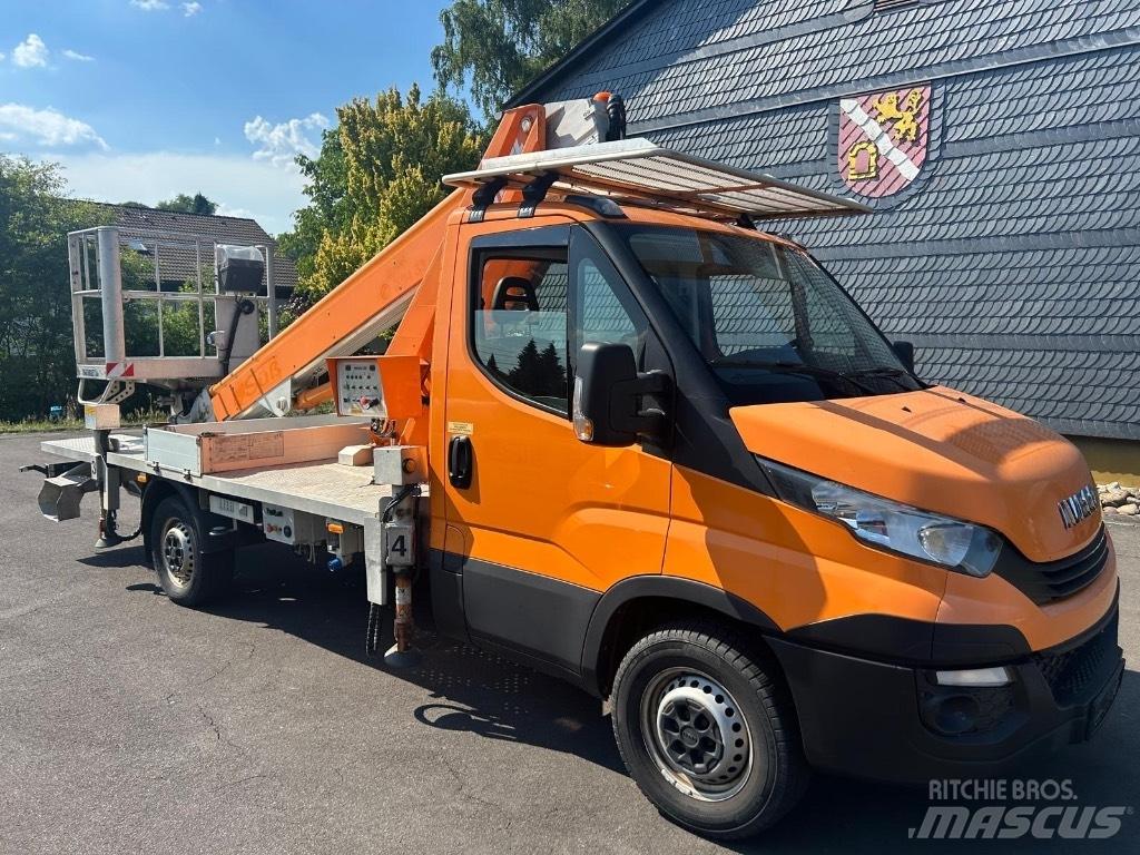 Multitel MT 162 Pacēlāji uz automašīnas bāzes