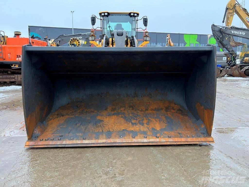 Volvo L260H Iekrāvēji uz riteņiem
