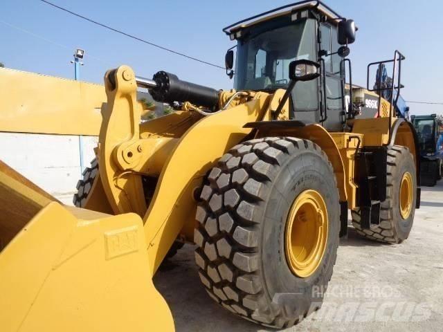 CAT 966K Iekrāvēji uz riteņiem