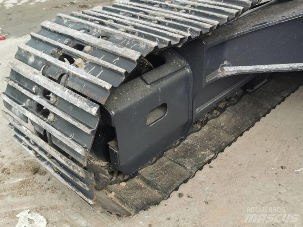 Doosan DX 225 LC Kāpurķēžu ekskavatori