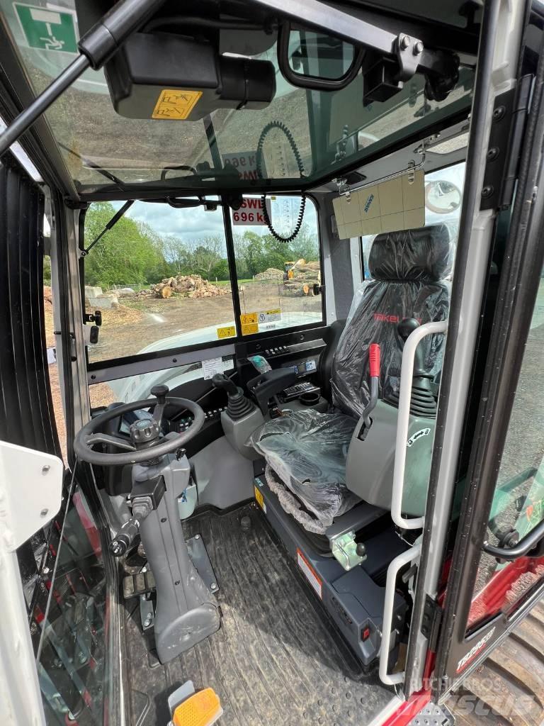 Takeuchi 295w Ekskavatori uz riteņiem