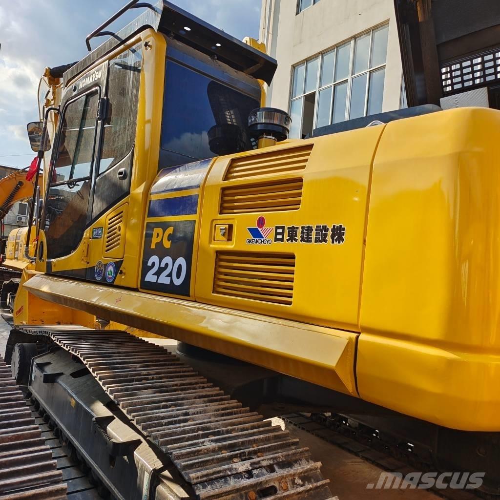 Komatsu PC 220-7 Kāpurķēžu ekskavatori