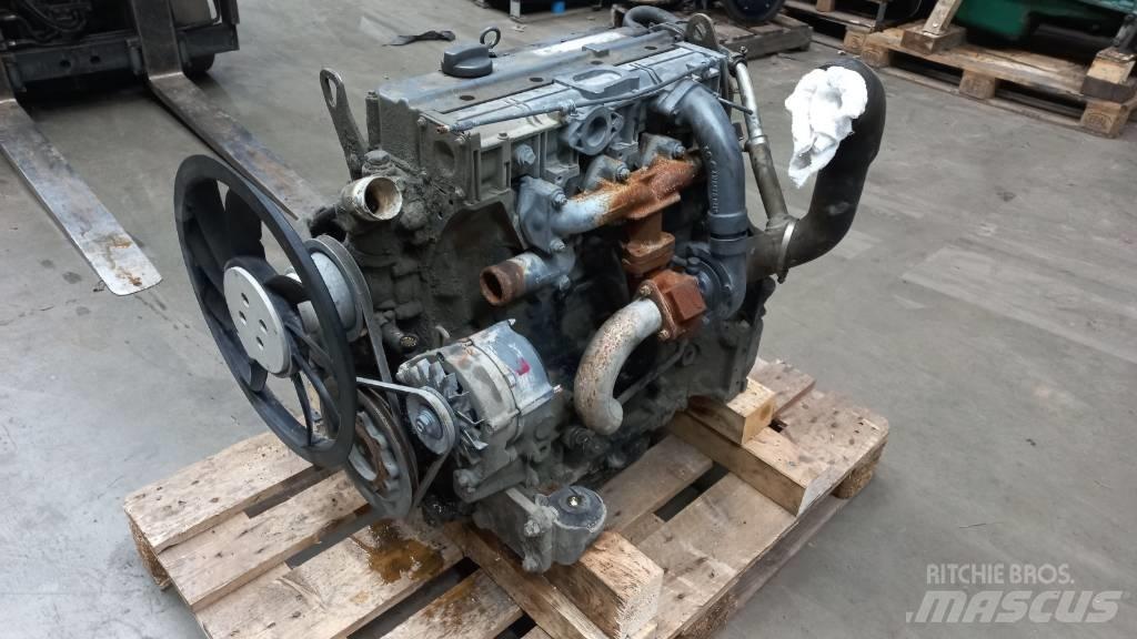 Deutz BF4M1012E Dzinēji