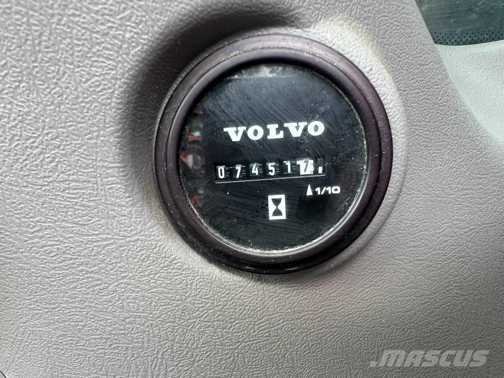 Volvo EC 200 E Kāpurķēžu ekskavatori